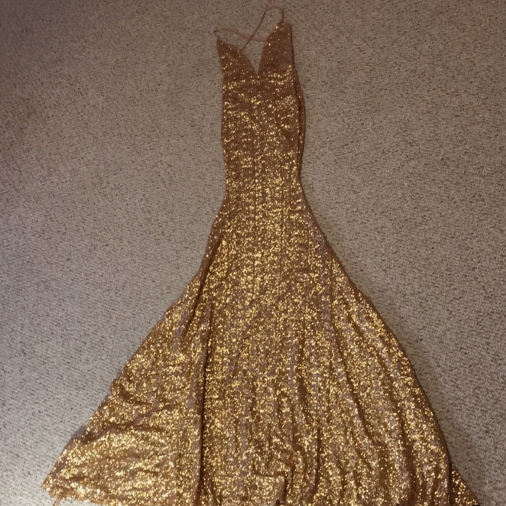 Prom dress - Picture 4 of 4